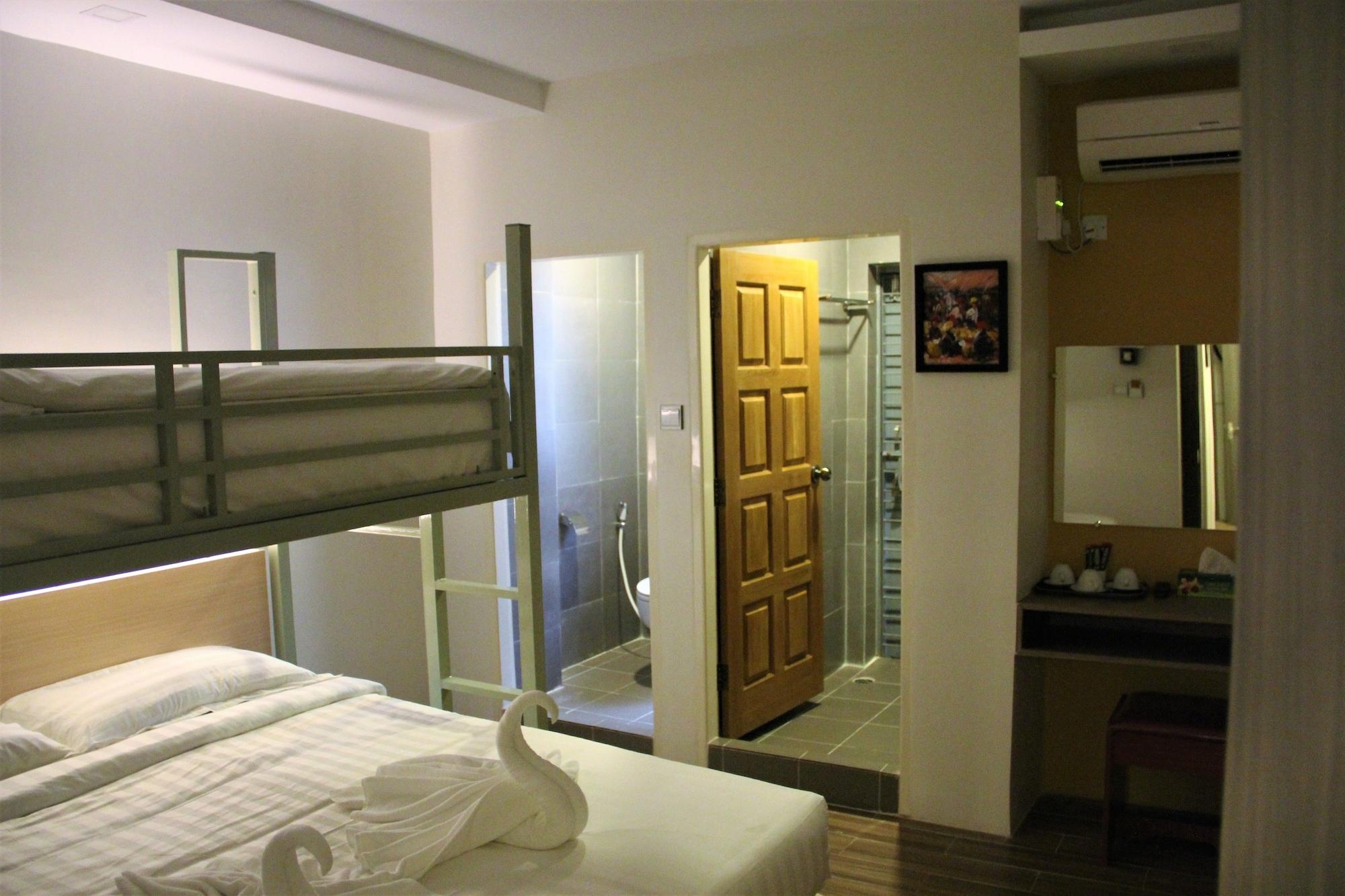 The Vibe Inn Yangon Esterno foto